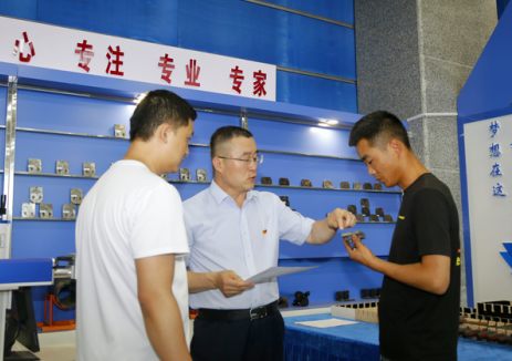 陕西煤业神南产业公司：提质赋能让人才“稳稳长出