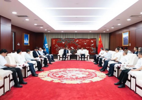 <em>江毅</em>與上海電氣董事長、黨委書記吳磊舉行會談