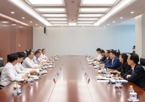 打造“能源+金融”合作发展新模式！邹磊会见中国