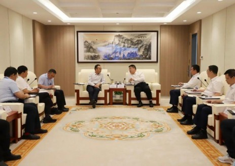 中国能建中电工程国际公司李远飞与葛洲坝路桥公司