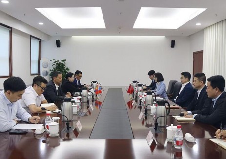 国家铁路局局长费东斌局长会见蒙古铁路局局长阿图