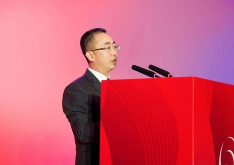 华为侯金龙：铸就高质量，激发AI潜能，开启全面构网新时代