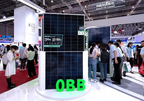 海泰新能推出0BB组件及沙漠、阳台光伏解决方案