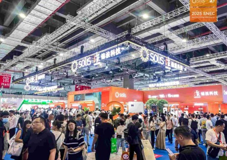 全球见证，人潮涌动！锦浪新品闪耀上海SNEC