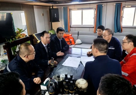 三峡集团江苏分公司领导调研江苏大丰800 兆瓦海上<em>风电项</em>目