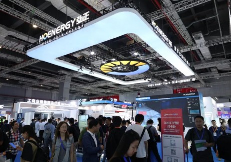 数字赋能·破浪出海｜SNEC 2025弘正海外储能产品矩阵全球首发