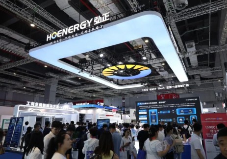SNEC首日炸场！弘正储能三大数字化新品凭何成全场焦点？