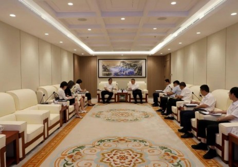 中电工程国际公司李远飞与中电工程西南院党委委员