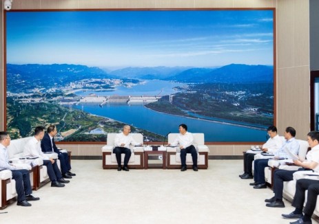 三峡集团与隆基绿能座谈