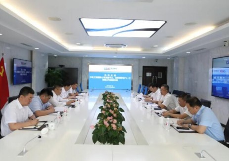 李远飞与中电工程华北院总经理、党委副书记杨春发座谈交流