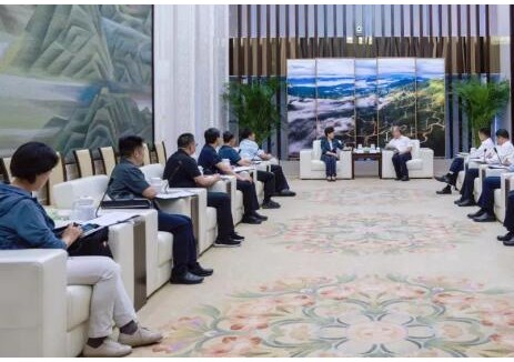 国家电投集团与内蒙古自治区阿拉善盟座谈