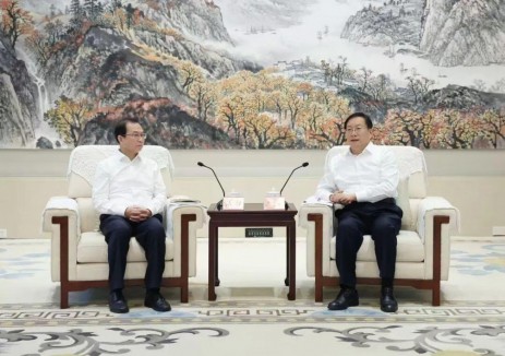 中国华电江毅与湖北省委书记王忠林举行会谈