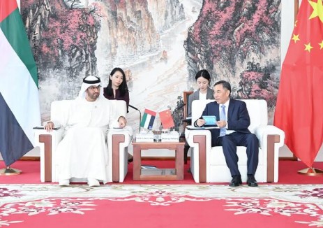 宋海良与阿联酋工业与先进技术部部长苏尔坦·贾比尔会谈，深化清洁能源等领域合作