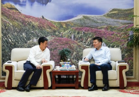 围绕新型电力系统、压缩空气储能绿色电站等！万明忠与国网吉林省电力公司党委书记、董事长周敬东座谈交流