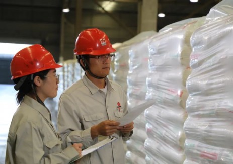 延长石油榆能化：提前完成半年生产任务