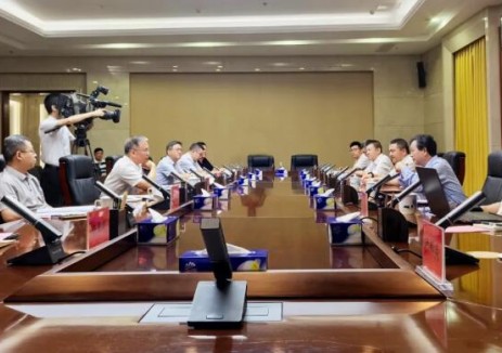 京能国际与湖南株洲市委、市政府举行会谈，就清洁