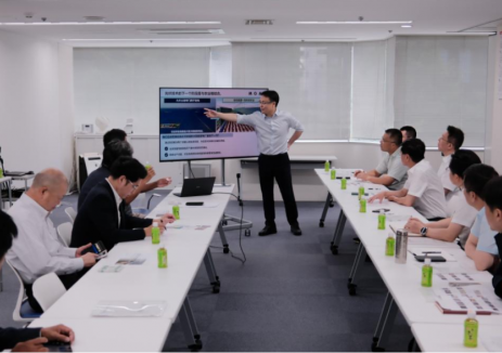 蒋洋赴日本考察全球首例分光薄膜垂直光伏示范项目