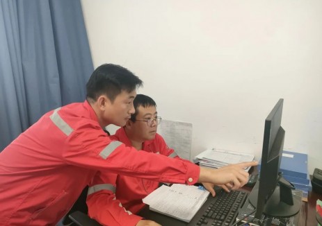 苏里格与西钻通力合作 成功完成侧钻水平井复杂施