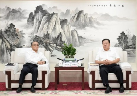 中国航油集团公司党委书记、董事长申兆军会见延长石油党委书记、董事长张恺颙