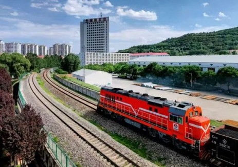 陜煤運銷集團黃陵分公司自產(chǎn)煤鐵路運量突破750萬噸