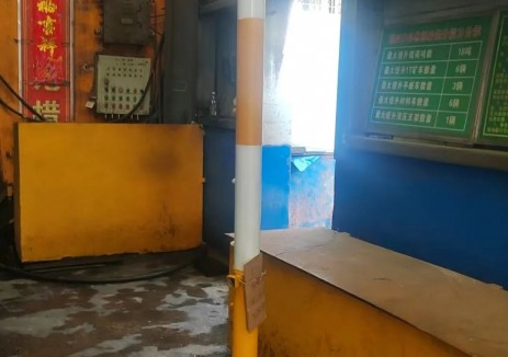 晉能控股南煤集團(tuán)興峪公司自制工作服除塵裝置獲工友點(diǎn)贊