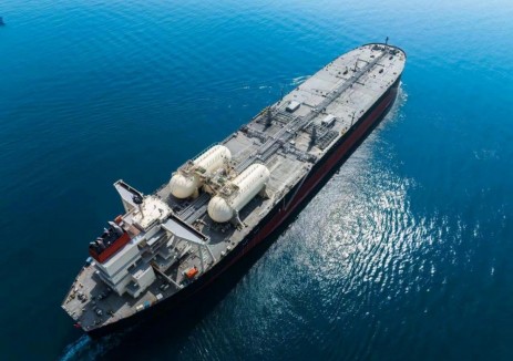 中远海运成功建造30.9万载重吨LNG双燃料超大型油