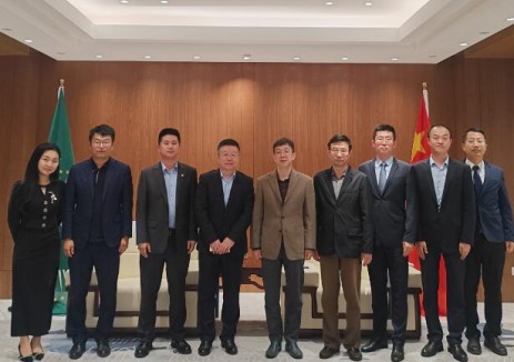 驻非盟使团团长蒋烽大使会见中国能源建设集团一行