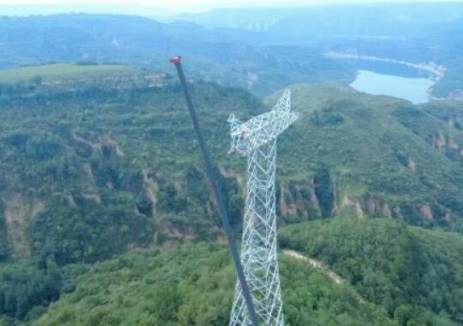 陕北至安徽特高压直流线路工程（陕1标）组塔圆满