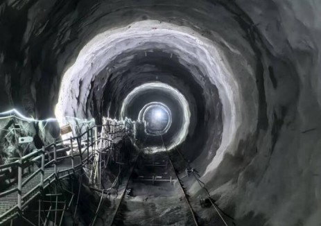 景宁抽水蓄能电站1号引水下斜井顺利贯通