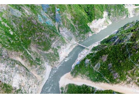 中国能建葛洲坝集团承建的孟底沟水电站导流洞出口