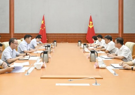围绕推进清洁能源发展交流！国家电投重庆公司石四