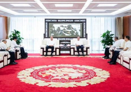 中国华电江毅与福建省委常委、常务副省长王永礼举
