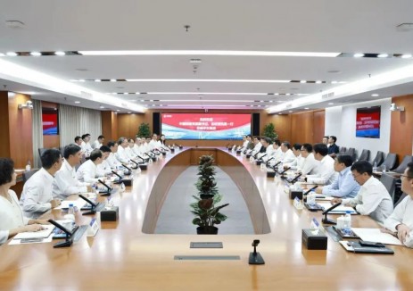 倪真与中交集团党委书记、董事长宋海良会谈并见证