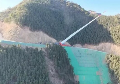 广西灵山风电场项目全容量并网发电