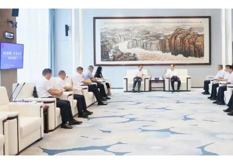 重庆市发展改革委党组成员、重庆市能源局局长王祖勋一行到陕煤集团座谈交流