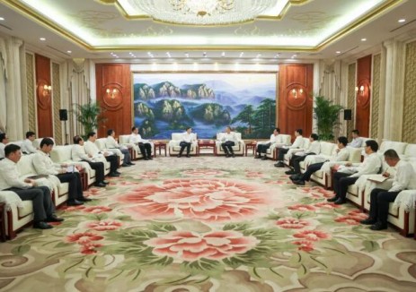 杨长利拜会宁夏回族自治区党委书记李邑飞、自治区