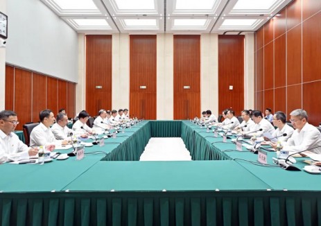 倪真与国家能源集团党组书记、董事长邹磊会谈