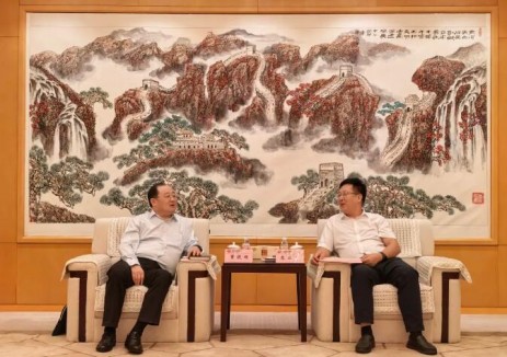 董俊顺拜访国家能源集团辽宁公司党委书记、董事长张业才，强化能源领域合作