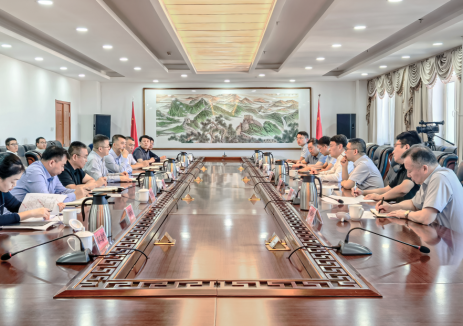 <em>徐矿集团</em>公司领导拜会塔城地区行署领导