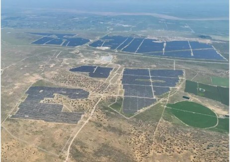 中节能太阳能达拉特旗50万千瓦防沙治沙光伏一体化项目成功并网发电