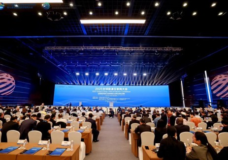 钱朝阳参加2025全球能源互联网大会并发表主旨演讲