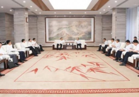张彦军会见<em>中国</em>电气装备总经理闫华锋
