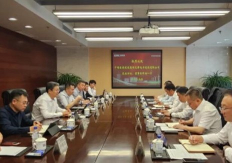许栋与中国能建东北院党委副书记、总经理倪海座谈交流