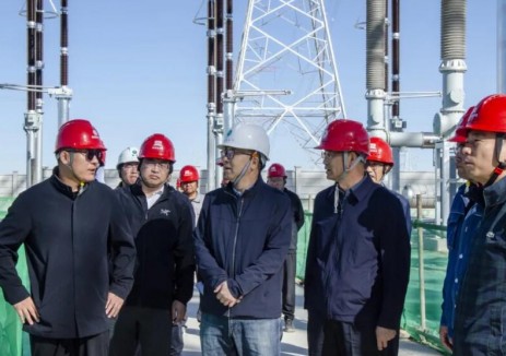 王立新深入锡西二500千伏变电站工程检查工作，程广通带队迎检