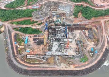 几内亚阿玛利亚水电站建设中期突破多难题，2025年施工高峰稳步推进