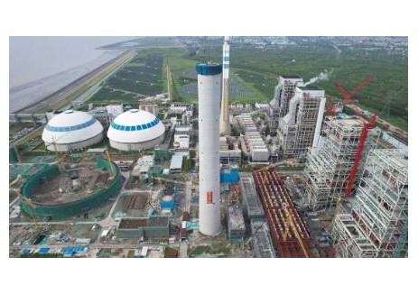 中國能建<em>建筑</em>集團承建的漕涇綜合能源中心二期項目煙囪筒壁到頂