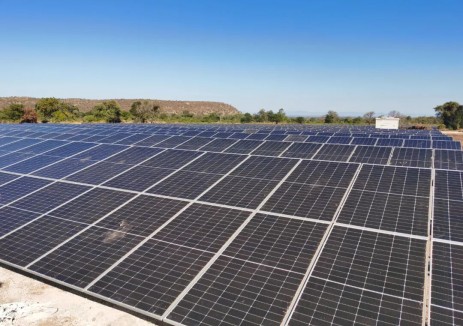 几内亚圣图火车站微电网项目投运，首批项目群圆满收官！