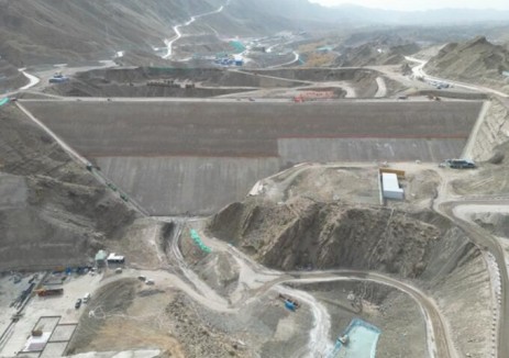 天山腳下捷報！水電一局<em>新疆</em>哈密抽水蓄能電站下水庫攔河壩填筑圓滿收官