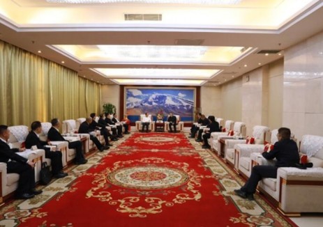 江毅分別與新疆維吾爾自治區(qū)政府副<em>主席</em>、喀什地委書記聶壯，哈密市委書記孫濤舉行會(huì)談