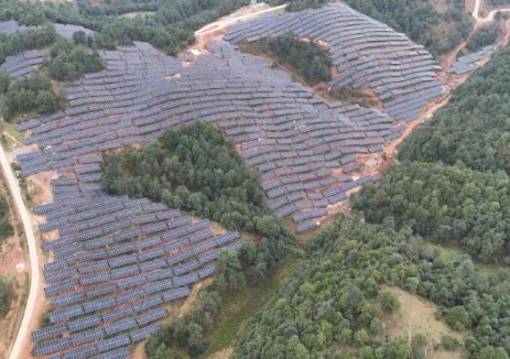 中国能建中电新能源公司总承包建设的禄劝县茂山镇娜拥、斗乌、至租村160兆瓦光伏电站项目全容量并网成功